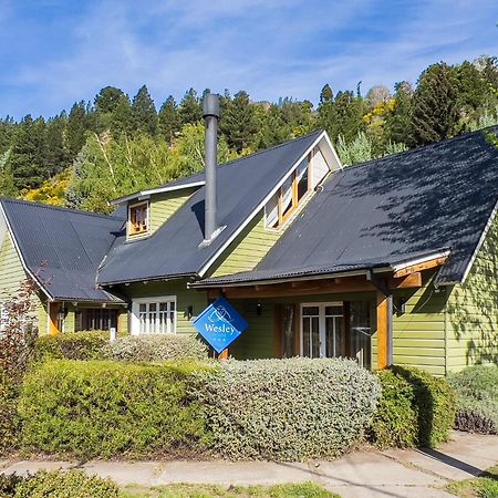 Wesley House Hosteria Boutique San Martín de los Andes Esterno foto