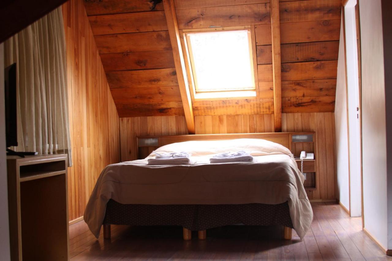 Wesley House Hosteria Boutique San Martín de los Andes Esterno foto
