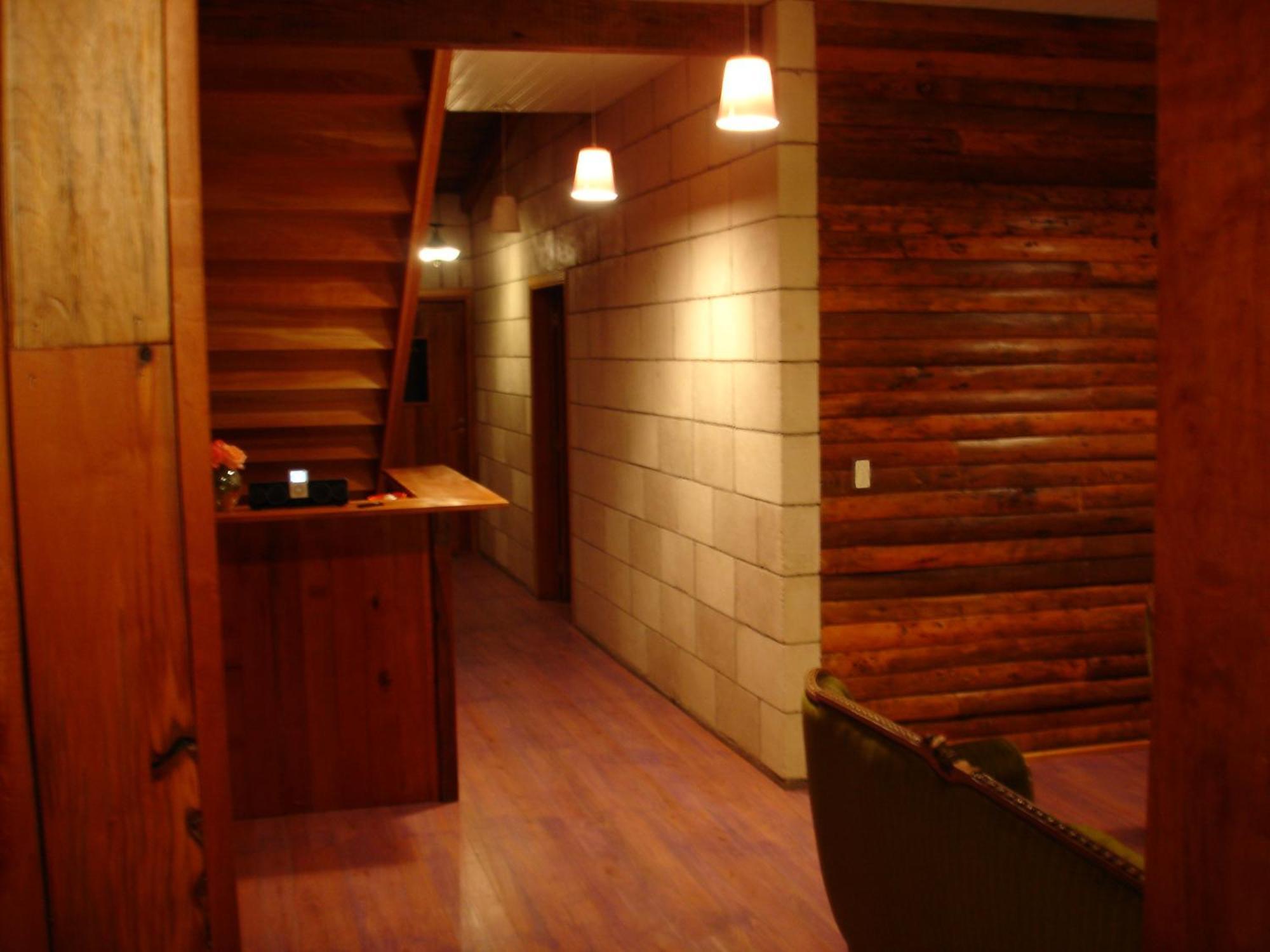 Wesley House Hosteria Boutique San Martín de los Andes Esterno foto