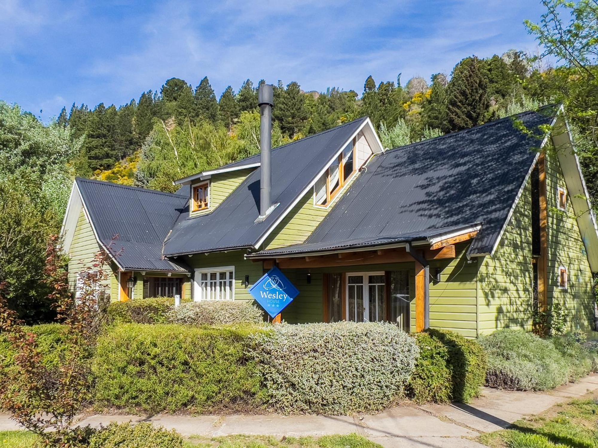 Wesley House Hosteria Boutique San Martín de los Andes Esterno foto