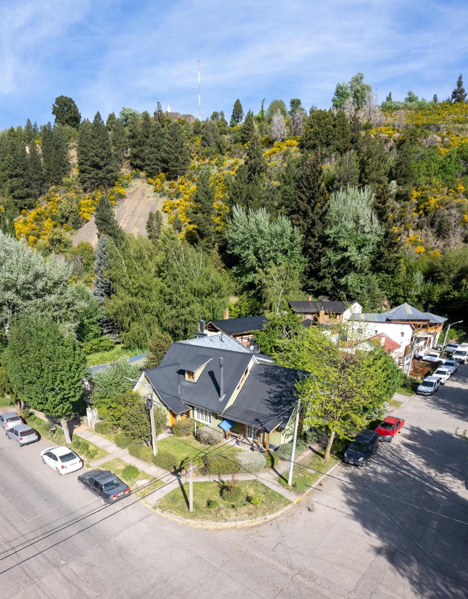 Wesley House Hosteria Boutique San Martín de los Andes Esterno foto