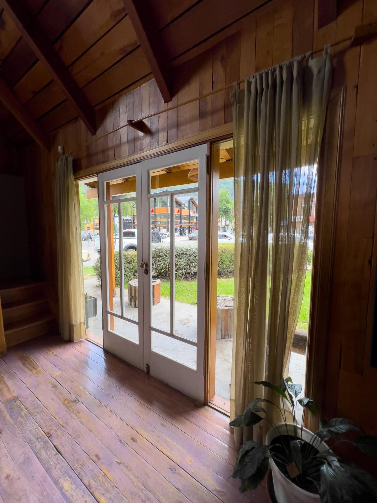 Wesley House Hosteria Boutique San Martín de los Andes Esterno foto