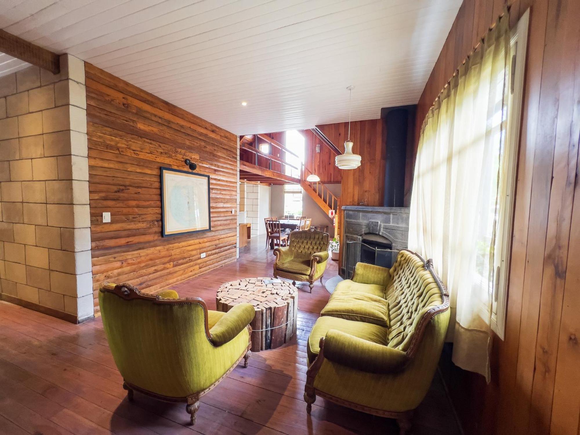 Wesley House Hosteria Boutique San Martín de los Andes Esterno foto