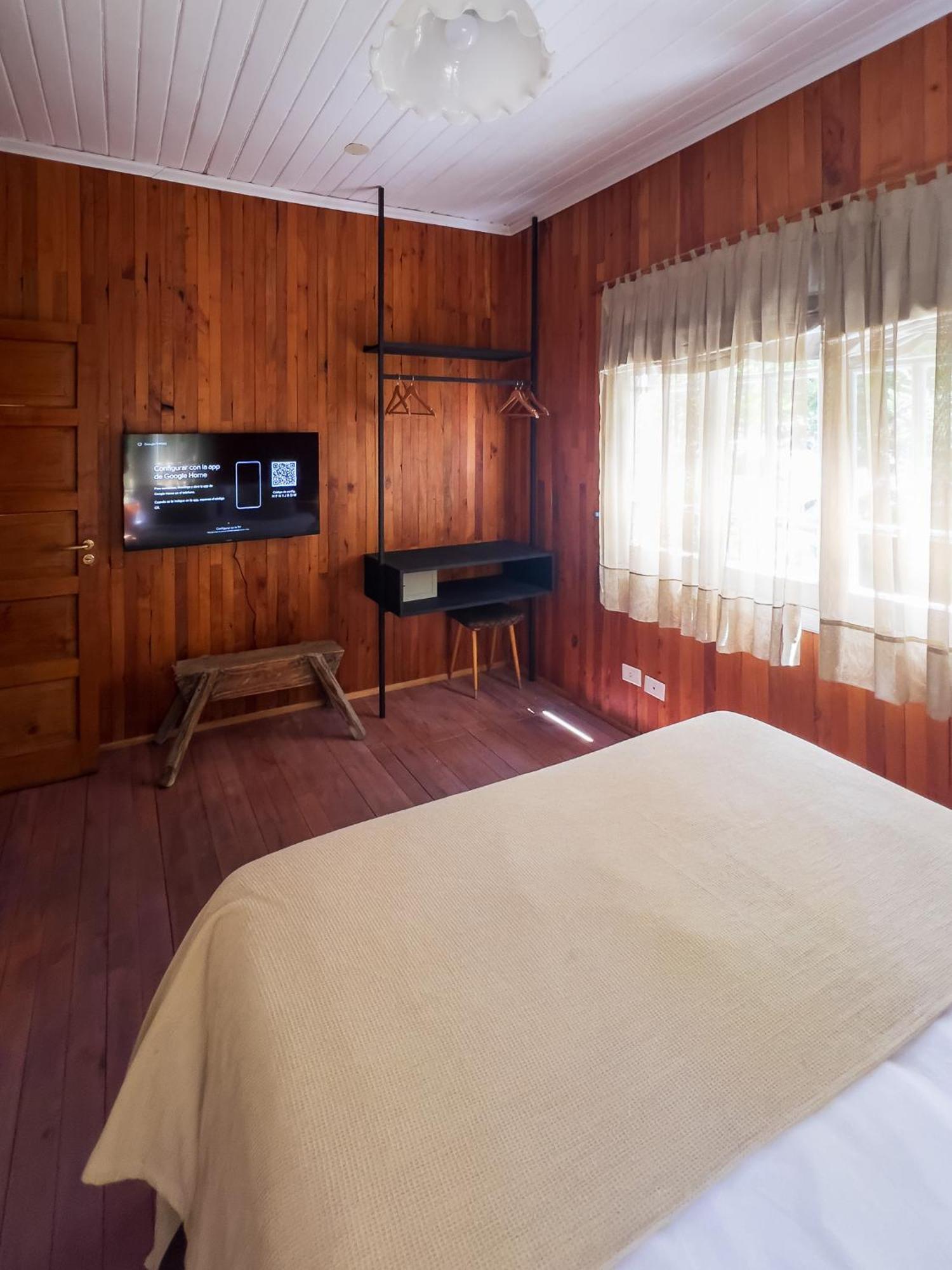 Wesley House Hosteria Boutique San Martín de los Andes Esterno foto
