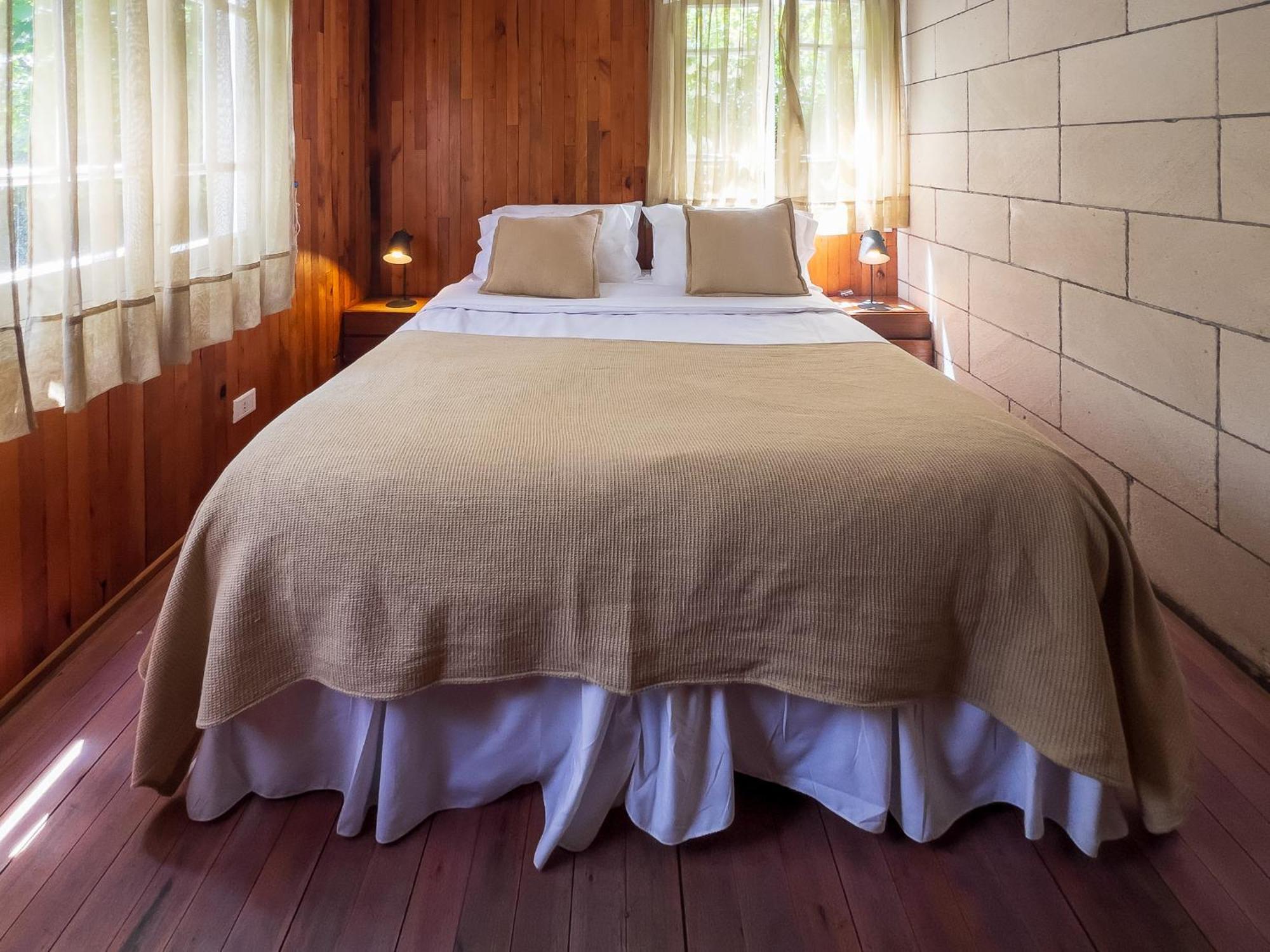 Wesley House Hosteria Boutique San Martín de los Andes Esterno foto